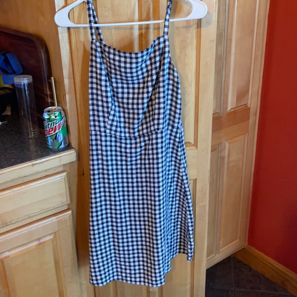 Brand new old navy dress never worn. Tags still on. White and navy blue